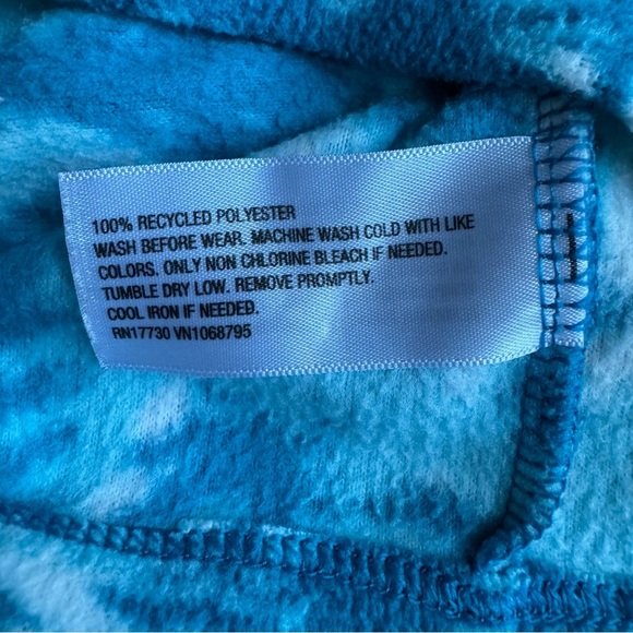 Cat & Jack Blue Fleece Sweatshirt Winter Trees 1/4 Zip Boy Girl 2T - Picture 4 of 4